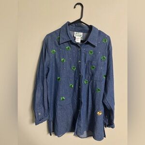 Quacker Factory Shamrock Embroidered Sequins Denim Button Size Large Patrick’s